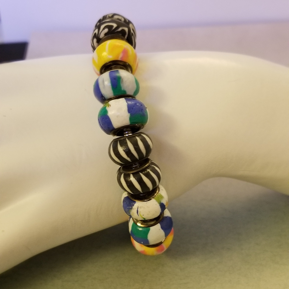 Handmade Poly-clay Dionne Beads Bracelet 7.5"